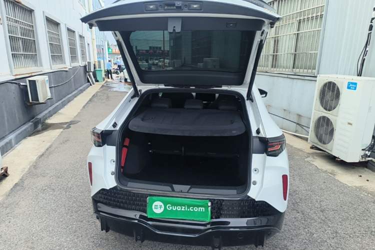 Used Volkswagen ID.UNYX 2024 Revised Pro Long-Range Version Trunk