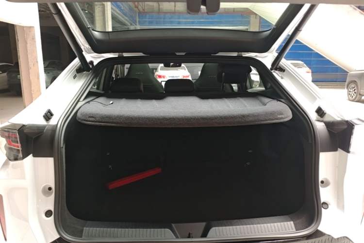 Used Volkswagen ID.UNYX 2024 Revised Ultra Long-Range Version Trunk