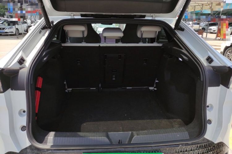 Used Volkswagen ID.UNYX 2024 Ultra Long-Range Version Trunk