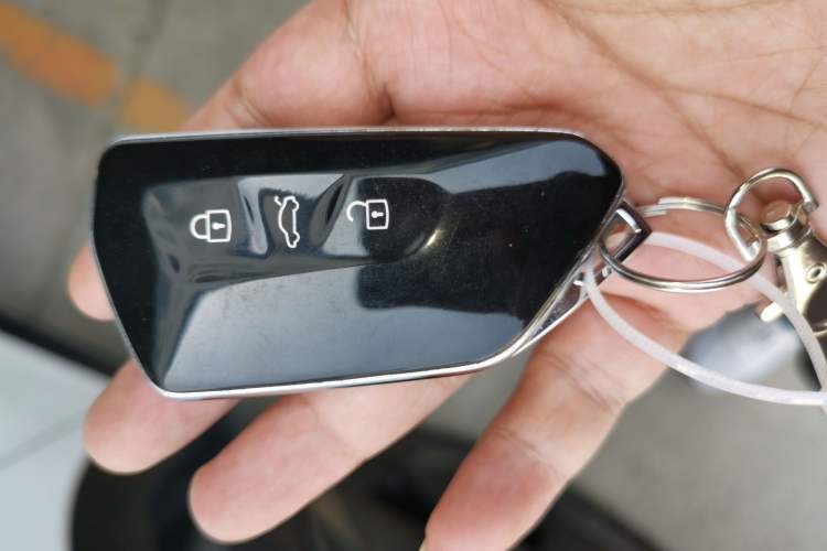 Used Volkswagen ID.UNYX 2024 Pro Long-Range Version Vehicle Key