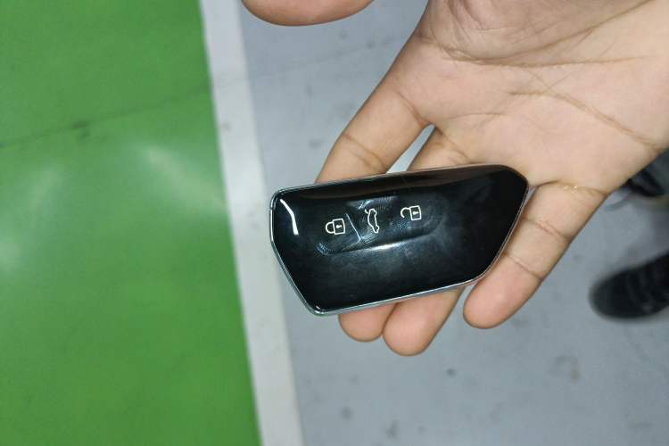 Used Volkswagen ID.UNYX 2024 Ultra Long-Range Version Vehicle Key