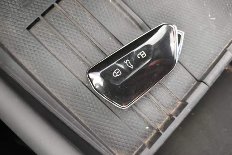 Used Volkswagen ID.UNYX 2024 Revised Pro Long-Range Version Vehicle Key
