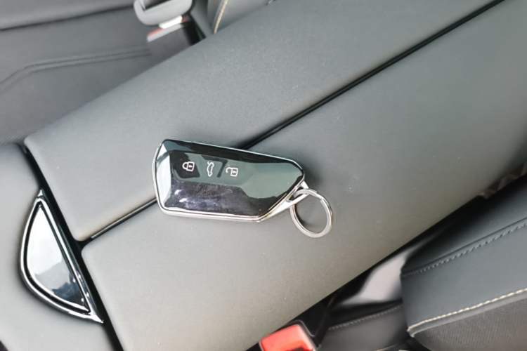 Used Volkswagen ID.UNYX 2024 Revised Pro Long-Range Version Vehicle Key
