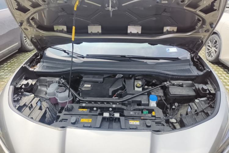 Used Volkswagen ID.UNYX 2024 Pro Long-Range Version Engine Bay
