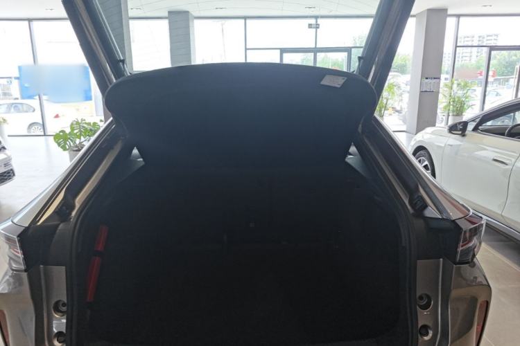 Used Volkswagen ID.UNYX 2024 Ultra Long-Range Version Trunk