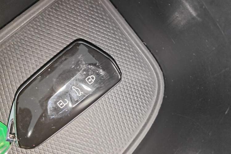 Used Volkswagen ID.UNYX 2024 Ultra Long-Range Version Vehicle Key