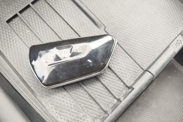 Used Volkswagen ID.UNYX 2024 Pro Long-Range Version Vehicle Key