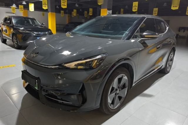 Used Volkswagen ID.UNYX 2025 Pure Model