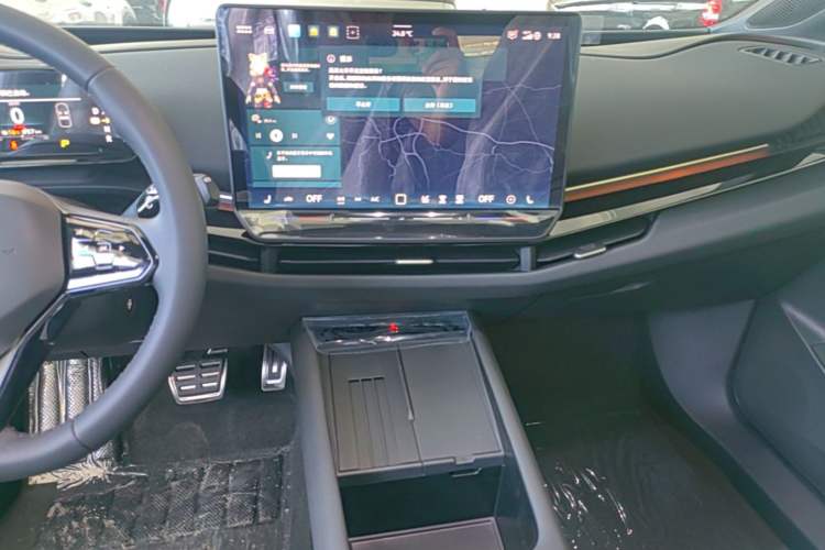 Used Volkswagen ID.UNYX 2025 Pure Model Audio And AC Panel