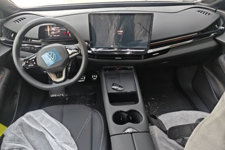 Used Volkswagen ID.UNYX 2025 Pure Model Center Console
