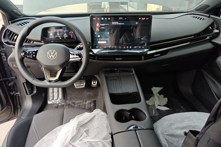 Used Volkswagen ID.UNYX 2025 Pure Model Center Console