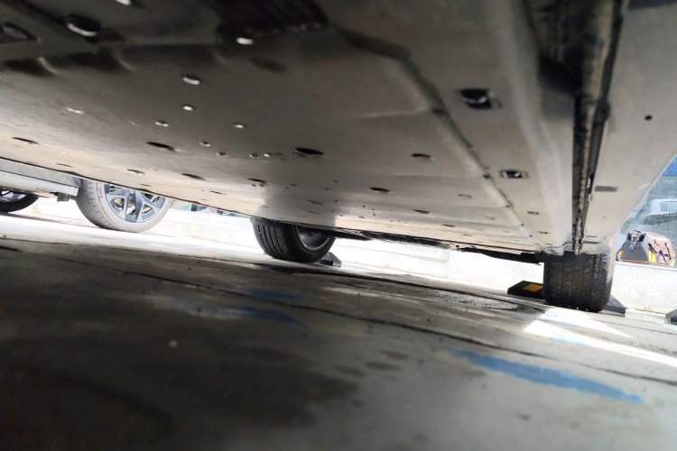 Used Volkswagen ID.UNYX 2025 Pure Model Chassis Front Left