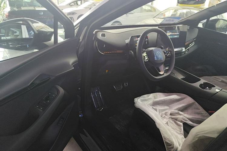 Used Volkswagen ID.UNYX 2025 Pure Model Driver Seat