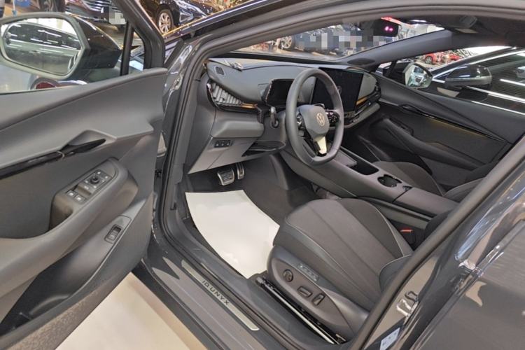 Used Volkswagen ID.UNYX 2025 Pure Model Driver Seat
