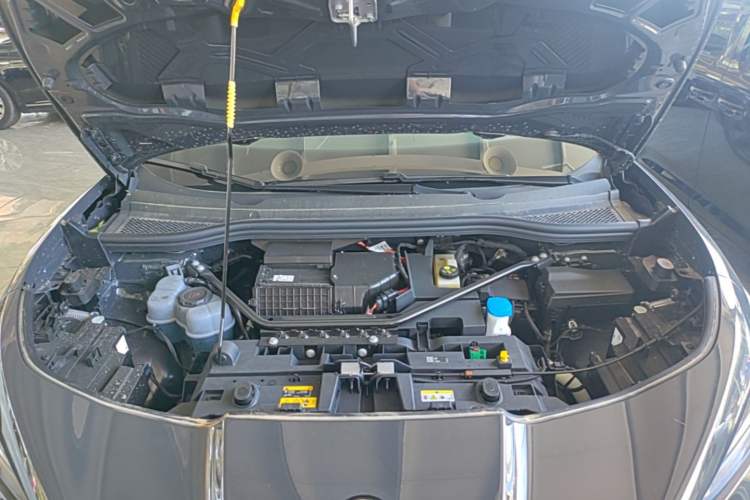 Used Volkswagen ID.UNYX 2025 Pure Model Engine Bay