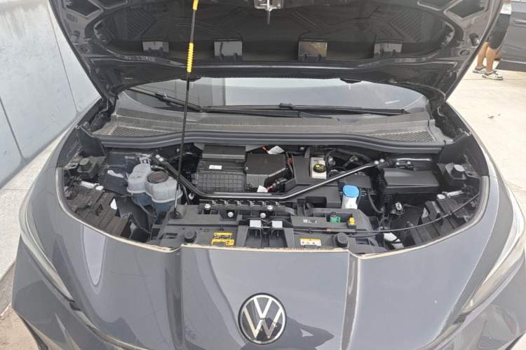 Used Volkswagen ID.UNYX 2025 Pure Model Engine Bay