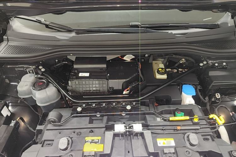 Used Volkswagen ID.UNYX 2025 Pure Model Engine Bay