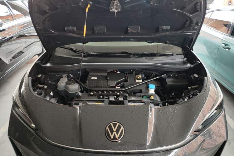 Used Volkswagen ID.UNYX 2025 Pure Model Engine Bay