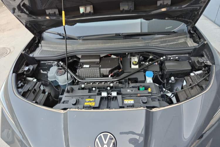 Used Volkswagen ID.UNYX 2025 Pure Model Engine Bay