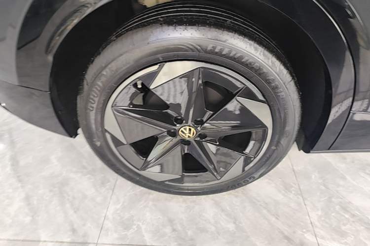 Used Volkswagen ID.UNYX 2025 Pure Model Exterior 5