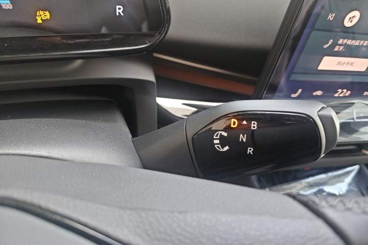 Used Volkswagen ID.UNYX 2025 Pure Model Gear Lever
