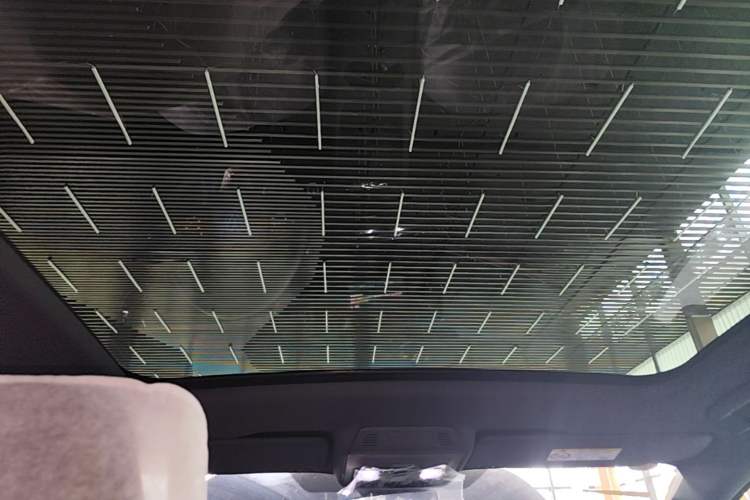 Used Volkswagen ID.UNYX 2025 Pure Model Headliner