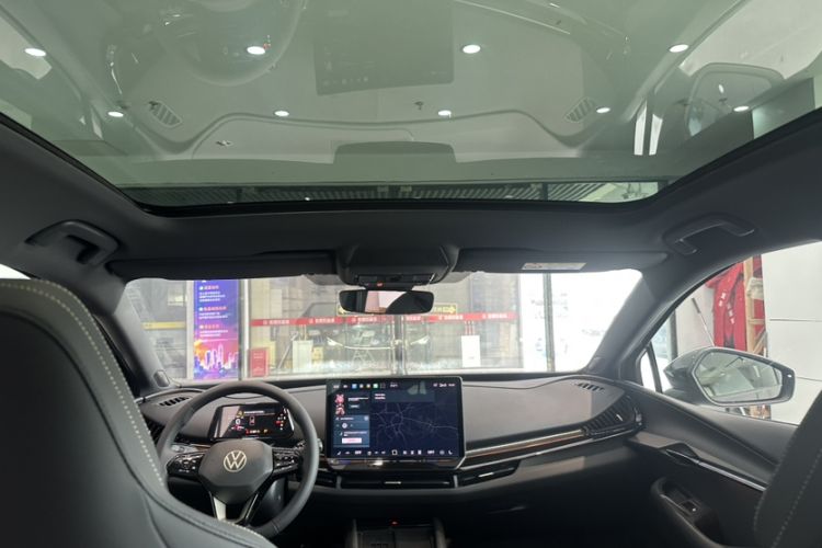 Used Volkswagen ID.UNYX 2025 Pure Model Headliner