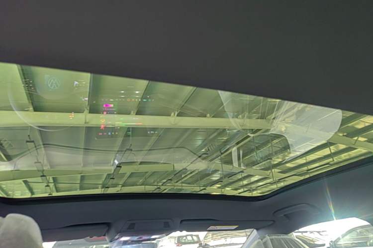 Used Volkswagen ID.UNYX 2025 Pure Model Headliner