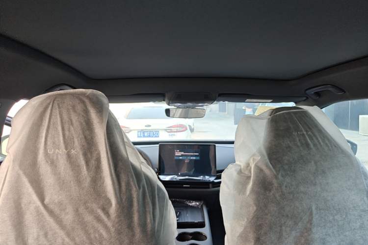 Used Volkswagen ID.UNYX 2025 Pure Model Headliner