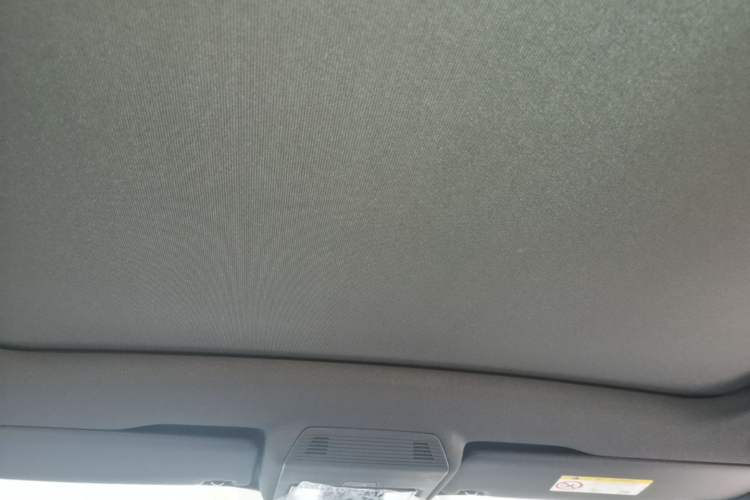 Used Volkswagen ID.UNYX 2025 Pure Model Headliner