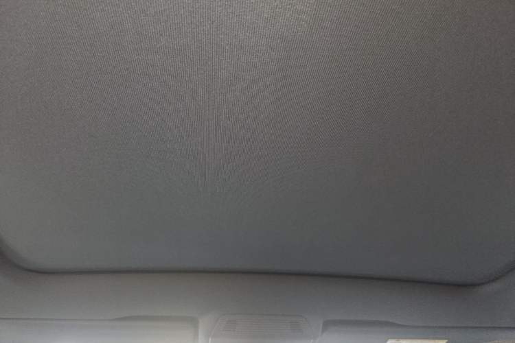 Used Volkswagen ID.UNYX 2025 Pure Model Headliner