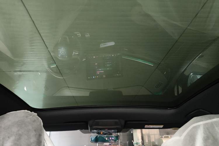 Used Volkswagen ID.UNYX 2025 Pure Model Headliner