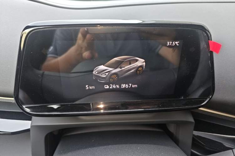 Used Volkswagen ID.UNYX 2025 Pure Model Instrument Cluster