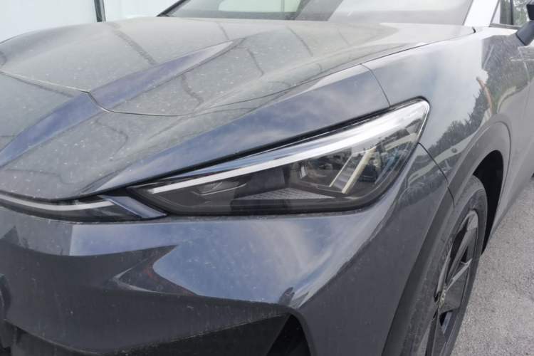 Used Volkswagen ID.UNYX 2025 Pure Model Left Front Headlight