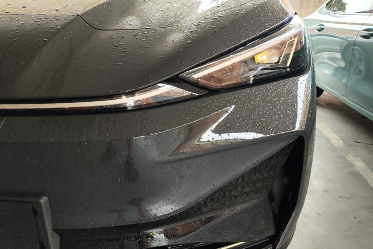 Used Volkswagen ID.UNYX 2025 Pure Model Left Front Headlight