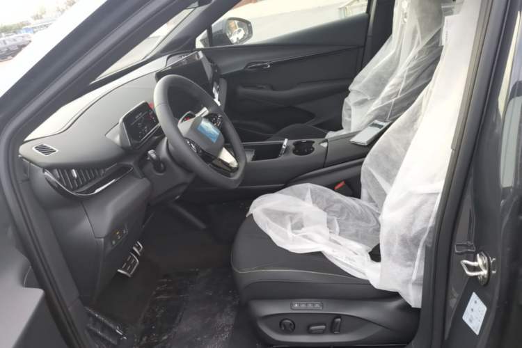 Used Volkswagen ID.UNYX 2025 Pure Model Left Front Seat