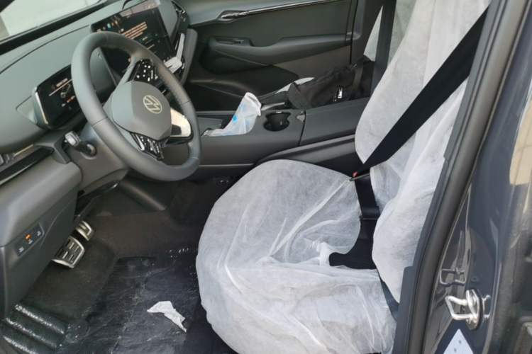 Used Volkswagen ID.UNYX 2025 Pure Model Left Front Seat