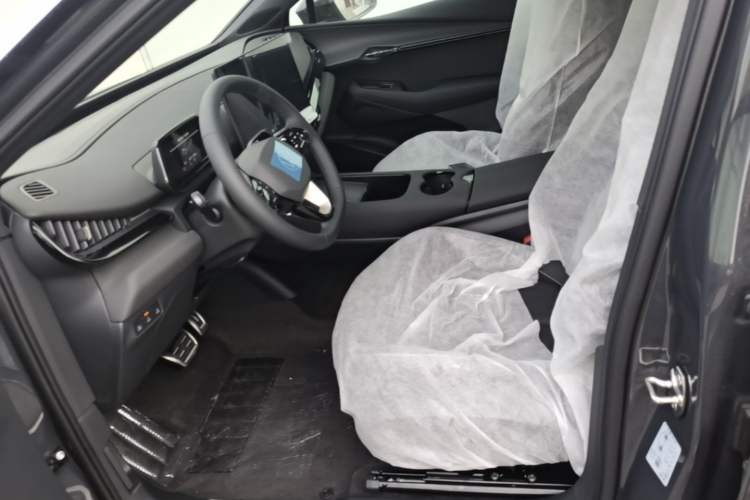 Used Volkswagen ID.UNYX 2025 Pure Model Left Front Seat