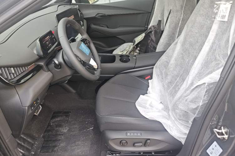 Used Volkswagen ID.UNYX 2025 Pure Model Left Front Seat