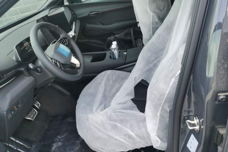 Used Volkswagen ID.UNYX 2025 Pure Model Left Front Seat