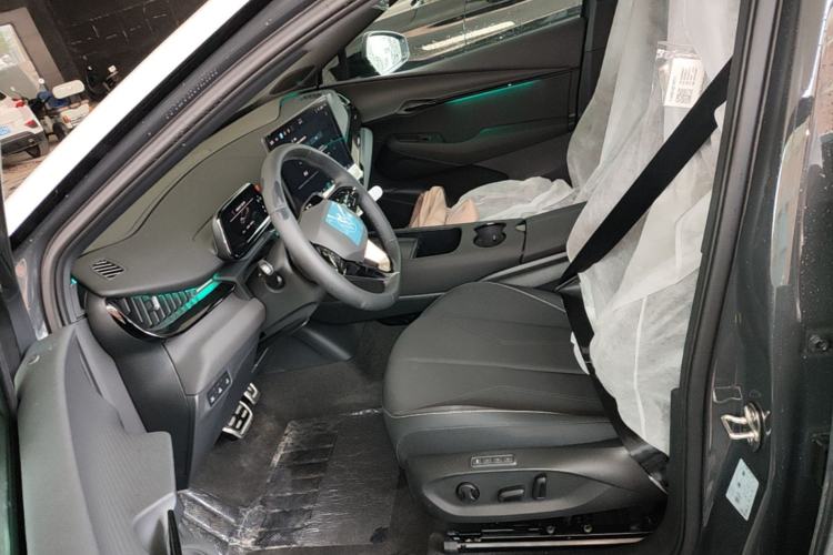 Used Volkswagen ID.UNYX 2025 Pure Model Left Front Seat
