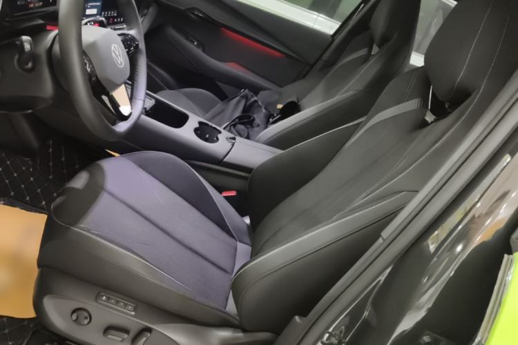 Used Volkswagen ID.UNYX 2025 Pure Model Left Front Seat