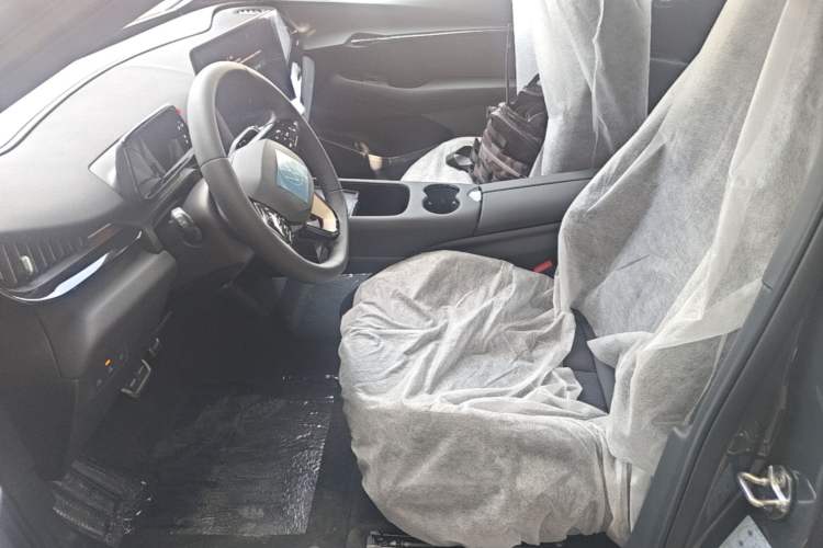 Used Volkswagen ID.UNYX 2025 Pure Model Left Front Seat