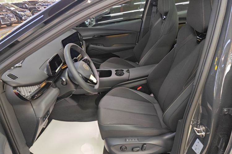 Used Volkswagen ID.UNYX 2025 Pure Model Left Front Seat
