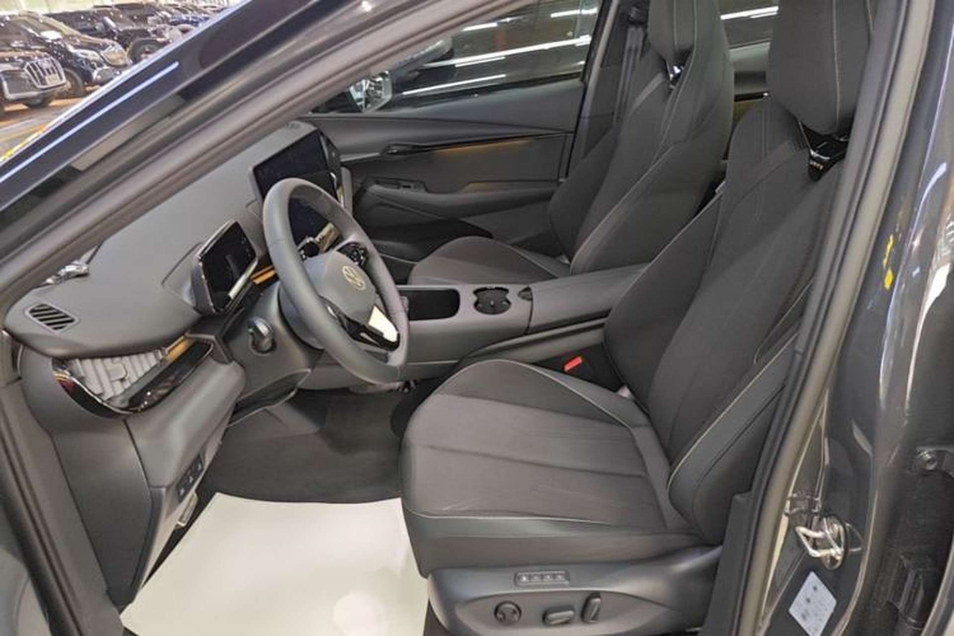 Used Volkswagen ID.UNYX 2025 Pure Model Left Front Seat