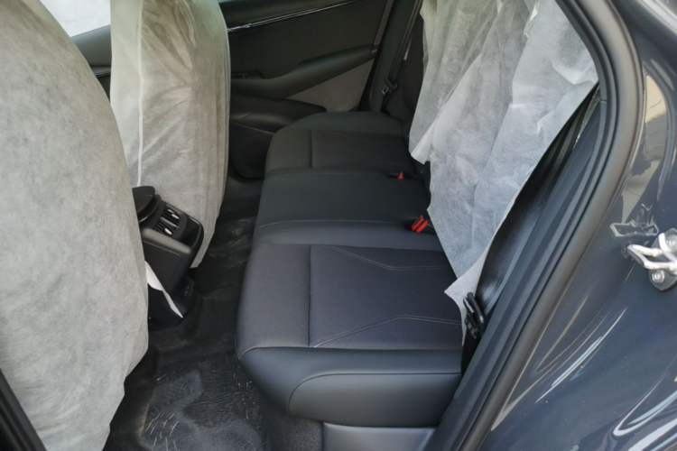 Used Volkswagen ID.UNYX 2025 Pure Model Left Rear Seat