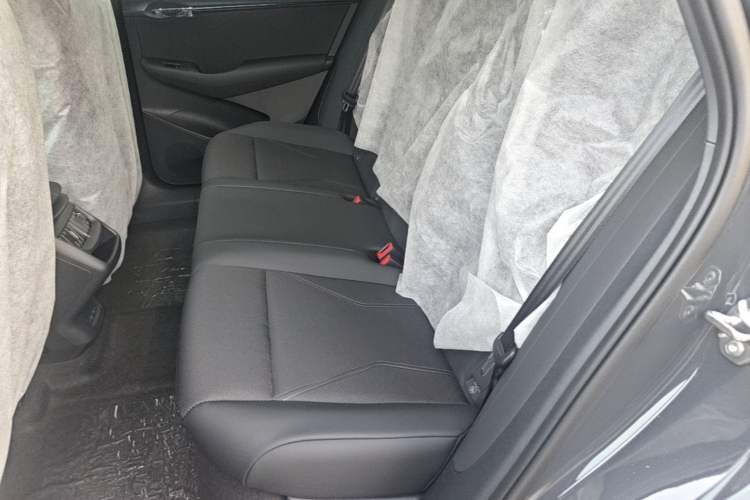 Used Volkswagen ID.UNYX 2025 Pure Model Left Rear Seat