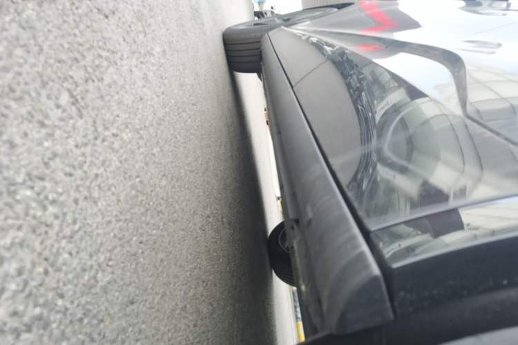 Used Volkswagen ID.UNYX 2025 Pure Model Left Side Sill