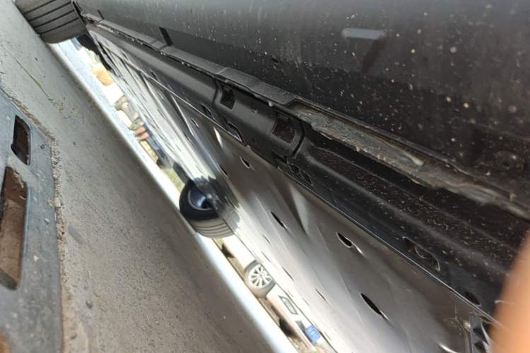 Used Volkswagen ID.UNYX 2025 Pure Model Left Side Sill