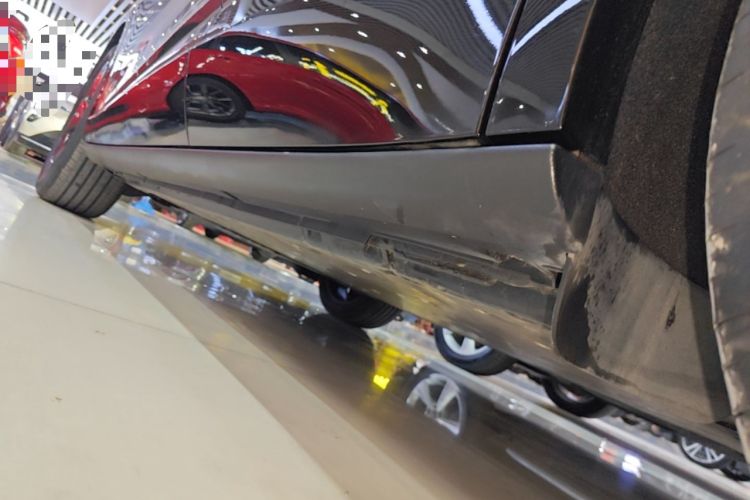 Used Volkswagen ID.UNYX 2025 Pure Model Left Side Sill